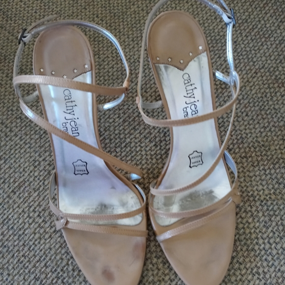 Shoes - Picture 2 of 3